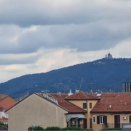 Il Duomo Dietro L'angolo, Con Terrazzino